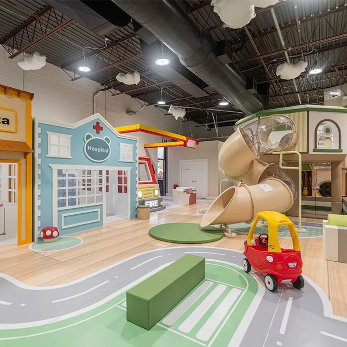 Crafting 230㎡ Natural - Themed Kids Cafe Playground in Canada